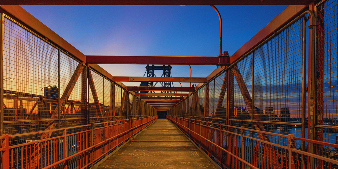 Groovin Through the Five Boroughs: Williamsburg Golden Hour